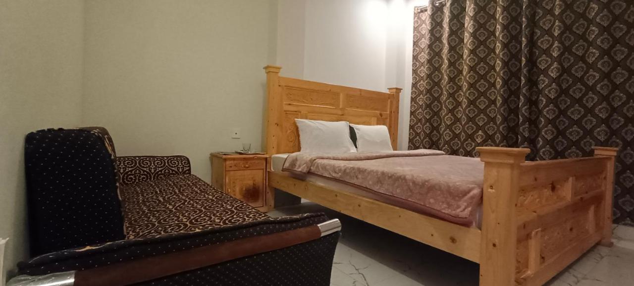 Al-Sadiq Hotel & Restaurant Malam Jabba Swat Saidu Sharif Exterior photo